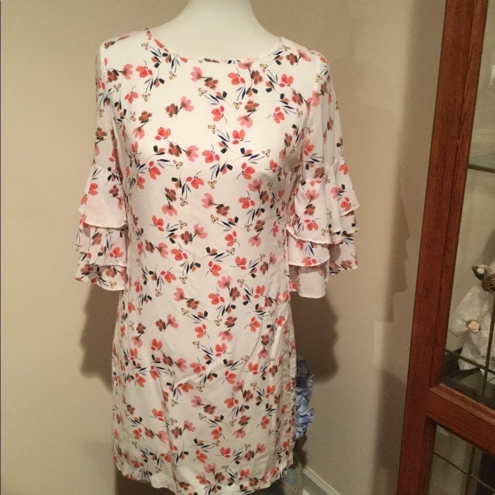 Chelsea and Violet Chemise Style Dress